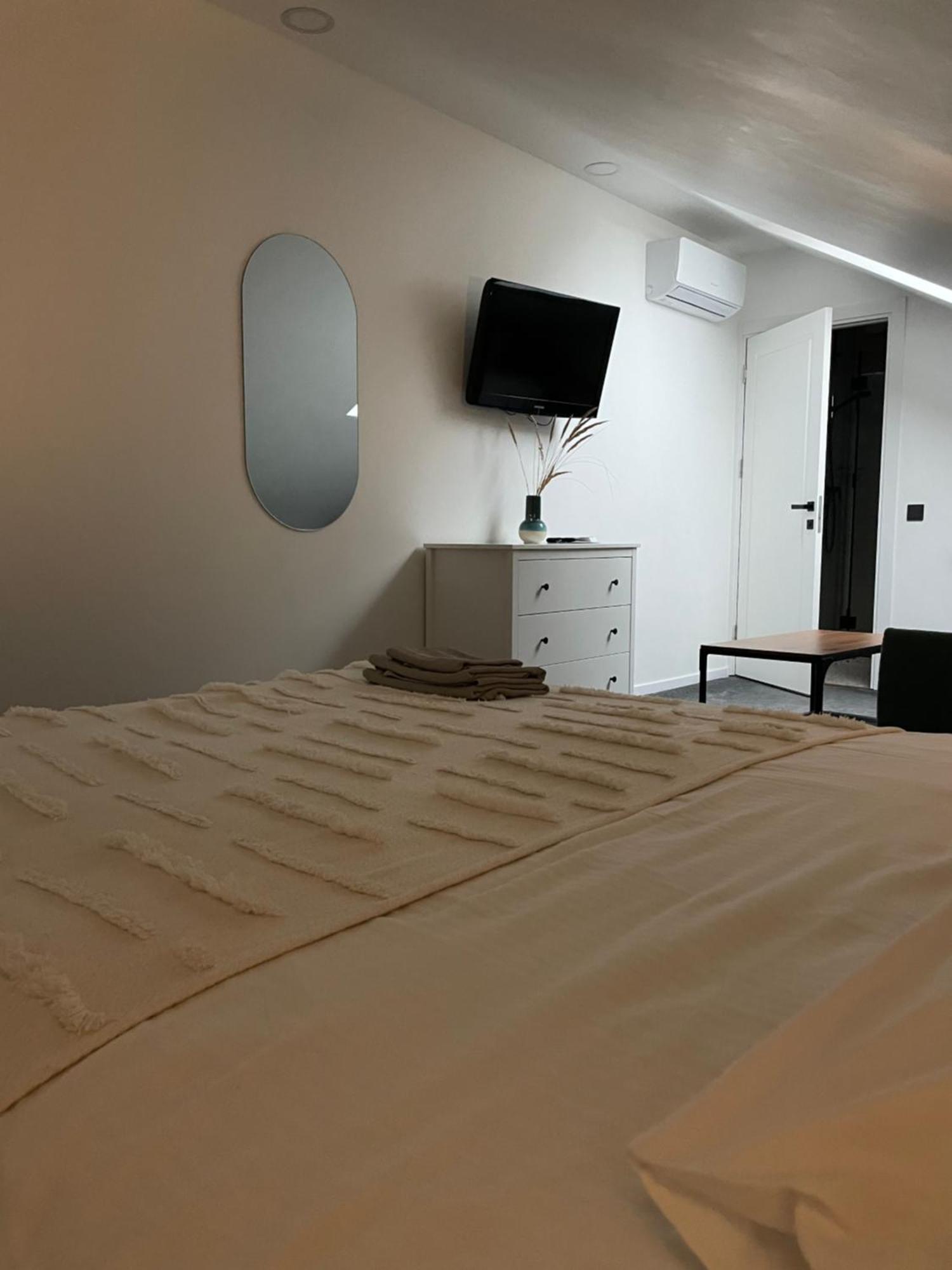 פלאנגה Izabeles Apartamentai מראה חיצוני תמונה