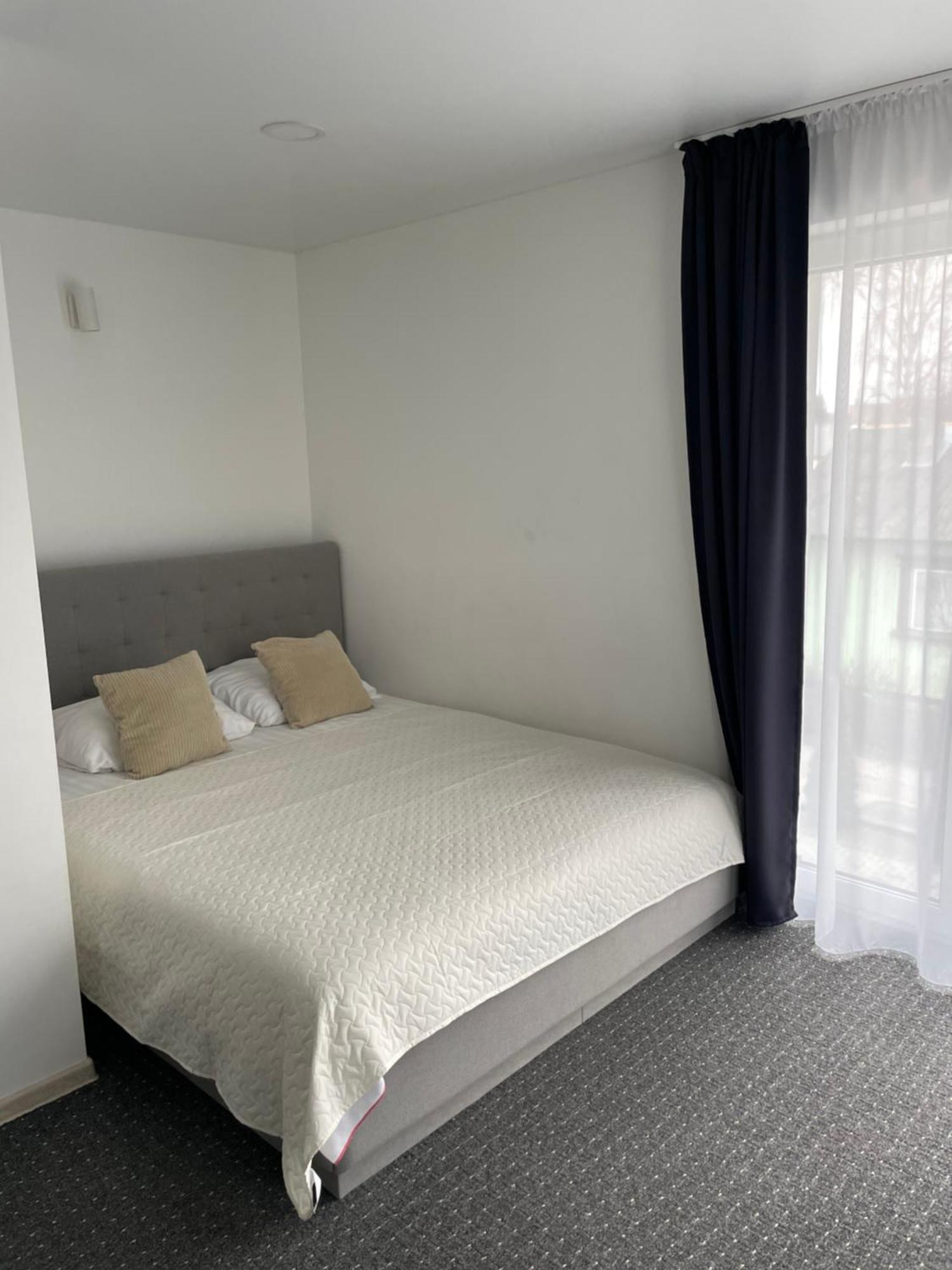 פלאנגה Izabeles Apartamentai מראה חיצוני תמונה